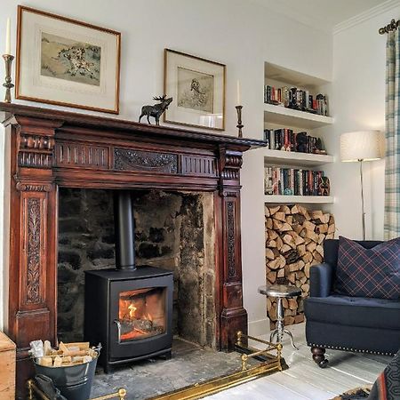 Central Hawick Spacious Stylish Flat With Log Burner Exterior foto
